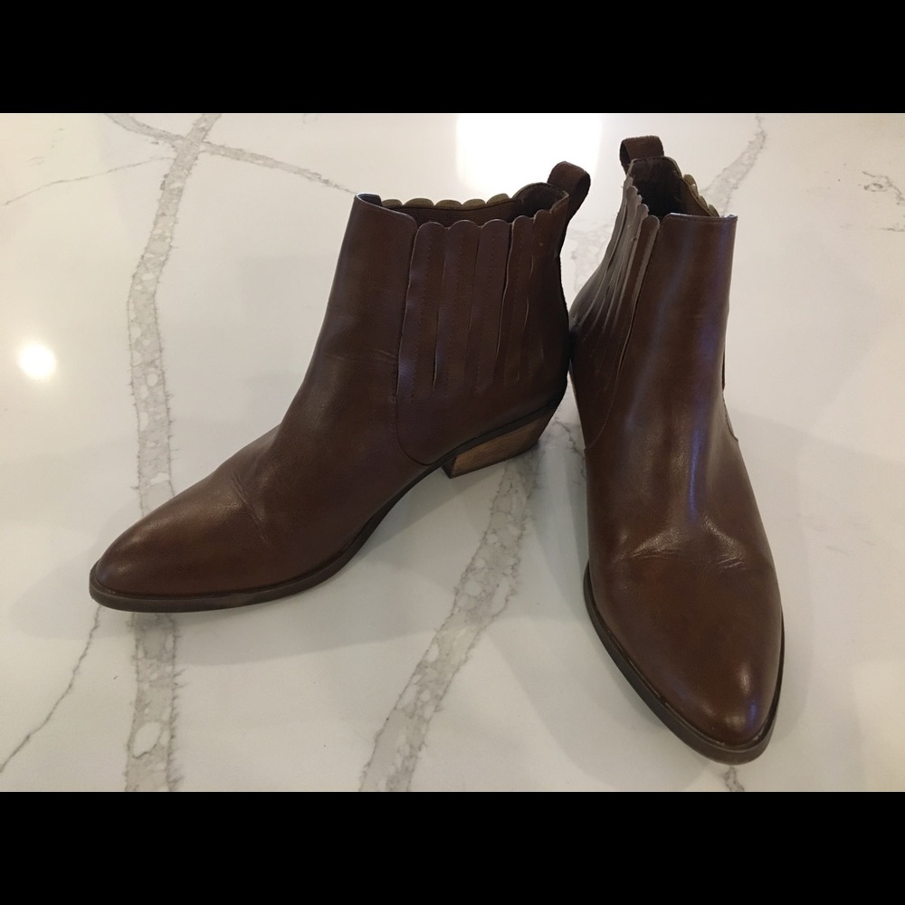 Yellow Box brown booties